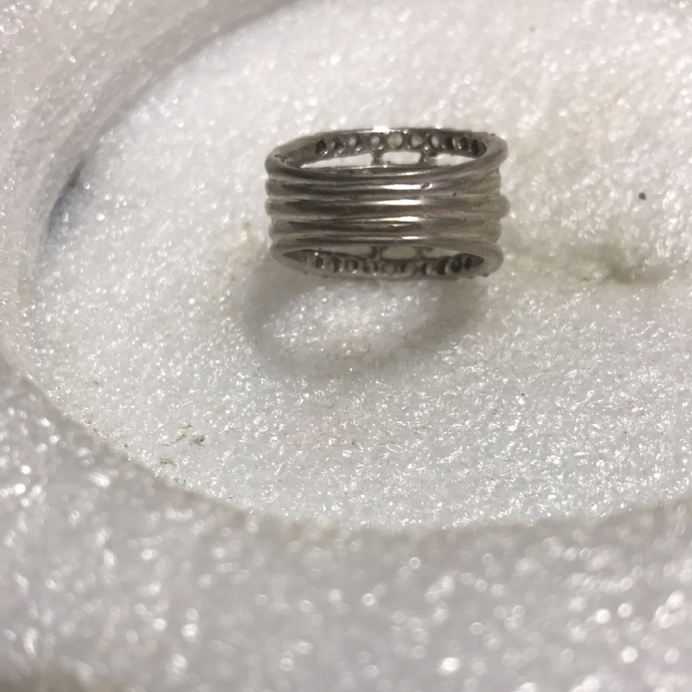 Rhinestone ring - Picture 3 of 4
